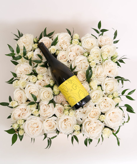 Gift Crate, Red Roses, Wine