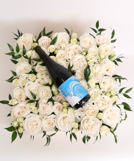 Gift Crate, Red Roses, Wine